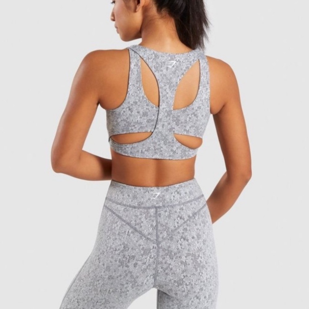 Gymshark Fleur Sports Bra in Charcoal